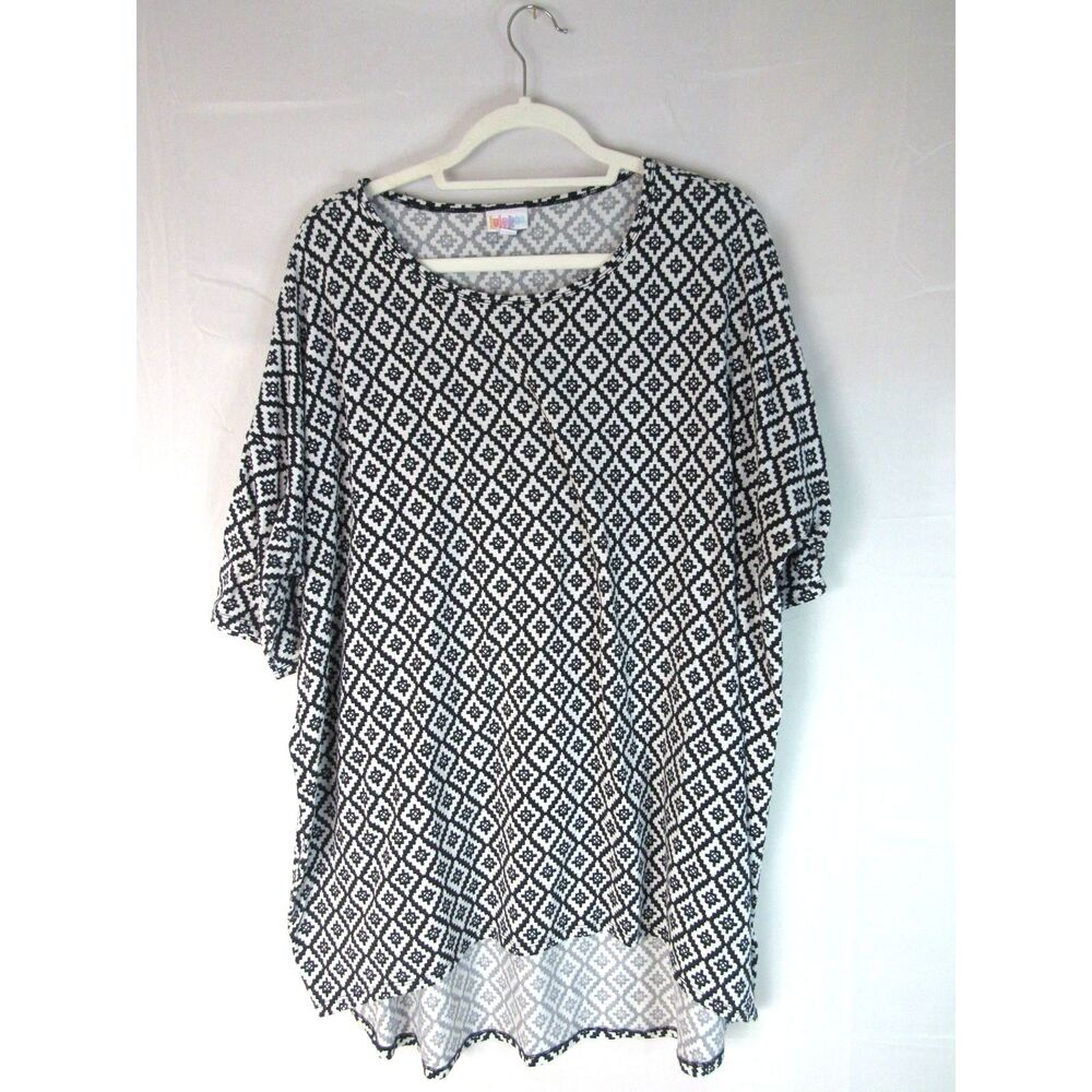 LuLaRoe Irma Diamond Pattern Tunic Top – Size 2X (EUC)